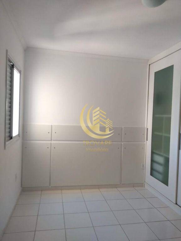 Apartamento à venda com 2 quartos, 75m² - Foto 10