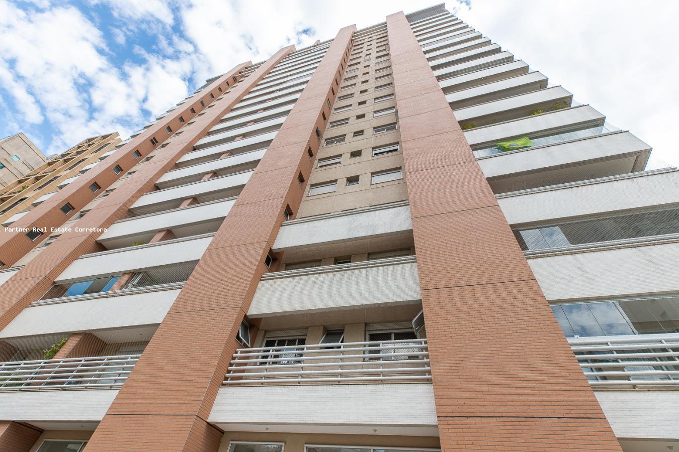 Apartamento à venda com 3 quartos, 235m² - Foto 8