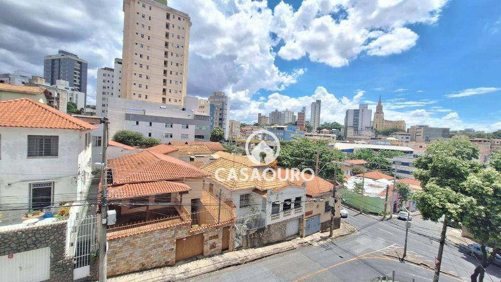 Apartamento à venda com 2 quartos, 68m² - Foto 10