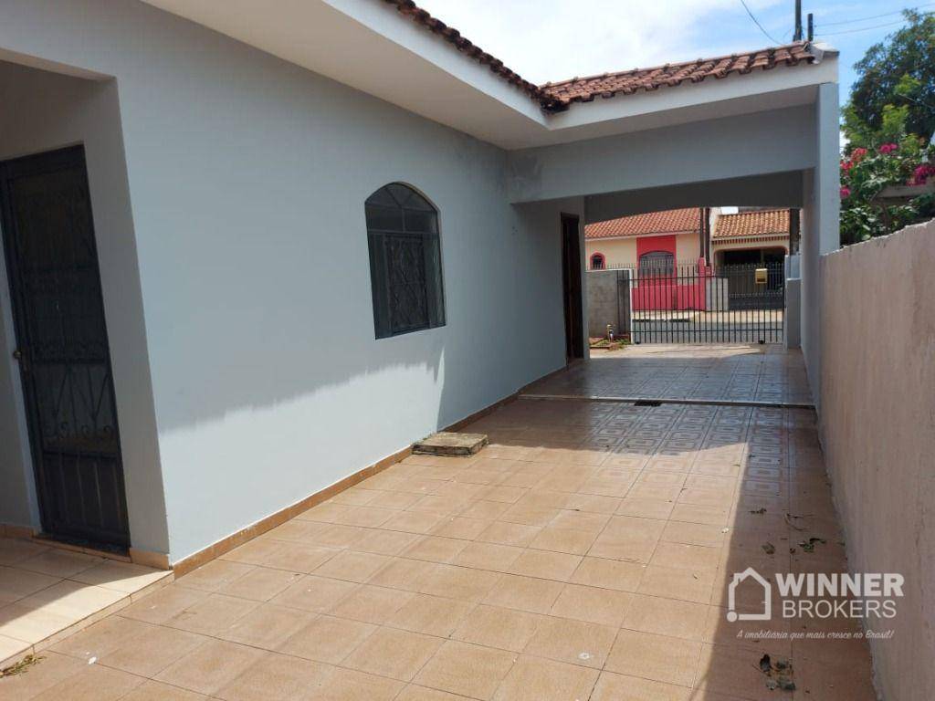 Casa à venda com 4 quartos, 180m² - Foto 15