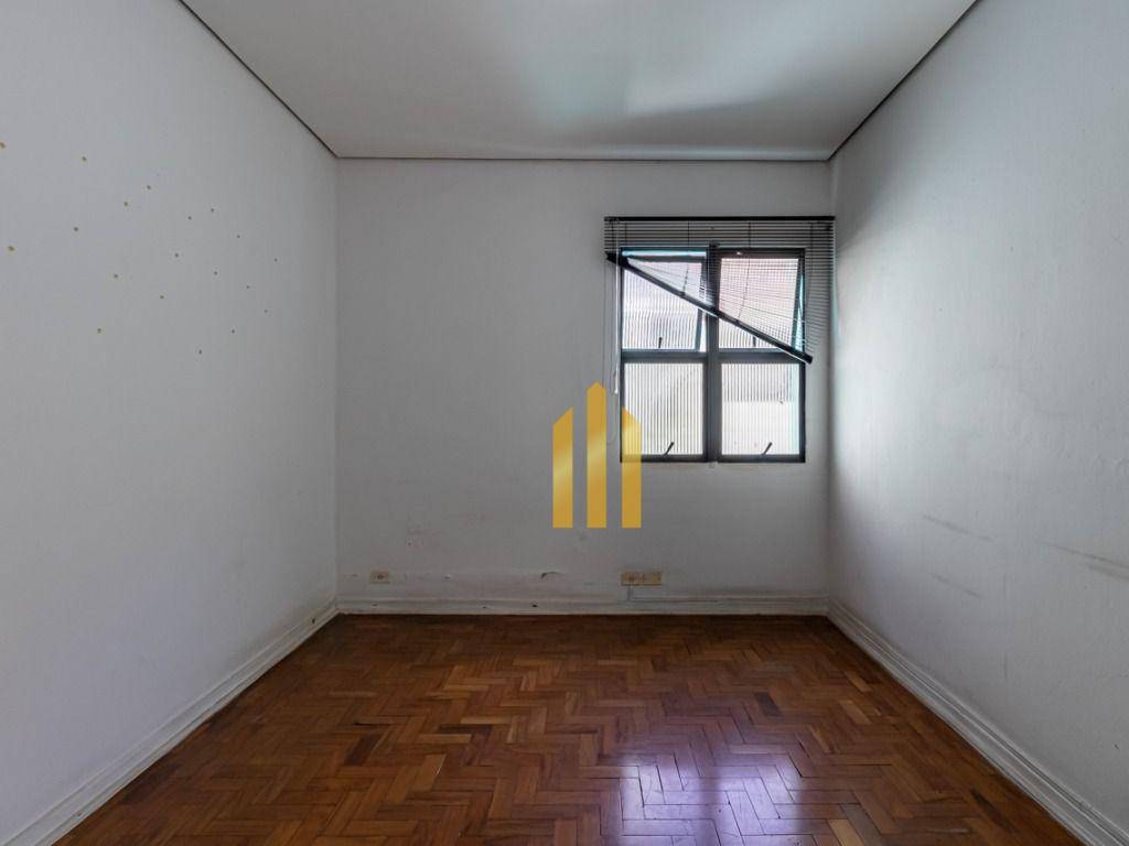 Sobrado à venda com 8 quartos, 227m² - Foto 8