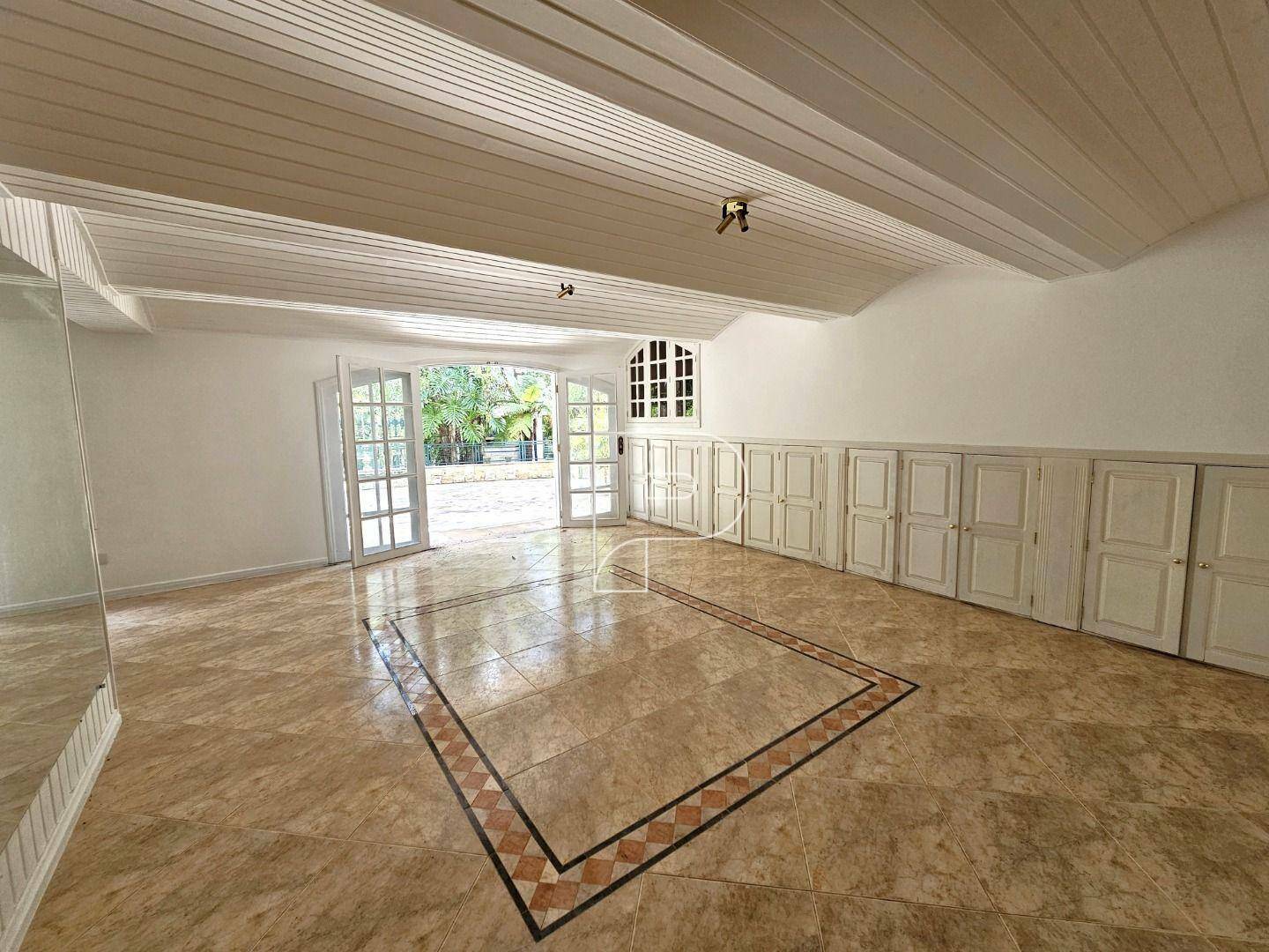 Casa de Condomínio para alugar com 4 quartos, 1000m² - Foto 22