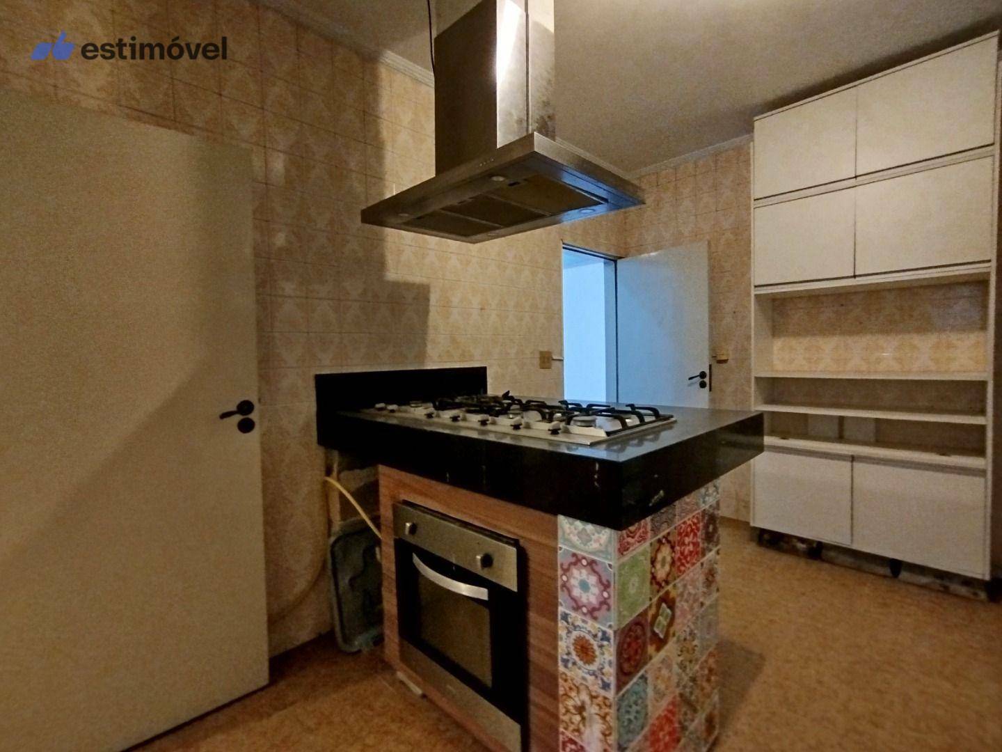 Apartamento à venda com 3 quartos, 138m² - Foto 6