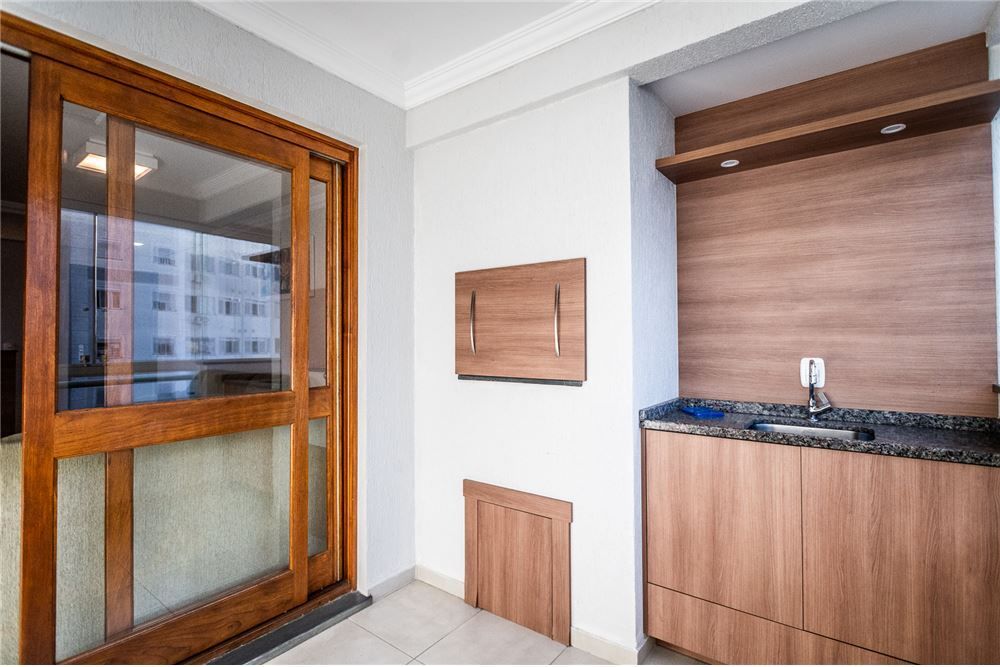 Apartamento à venda com 1 quarto, 58m² - Foto 14