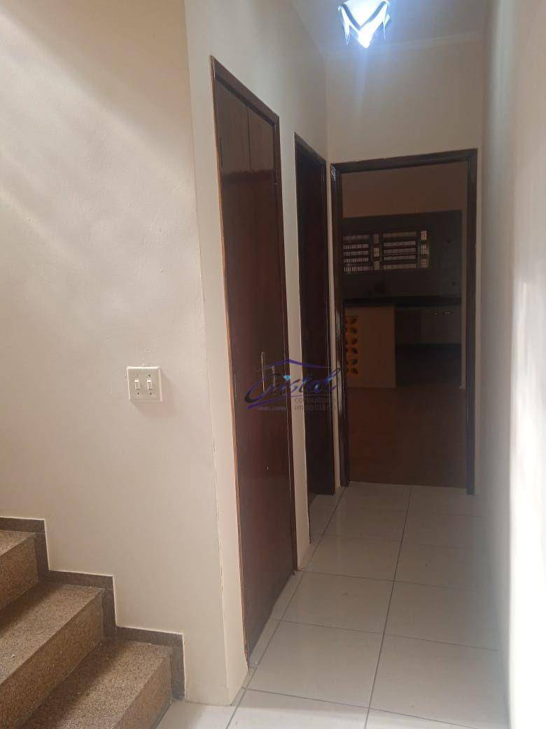 Casa à venda e aluguel com 3 quartos, 170m² - Foto 12