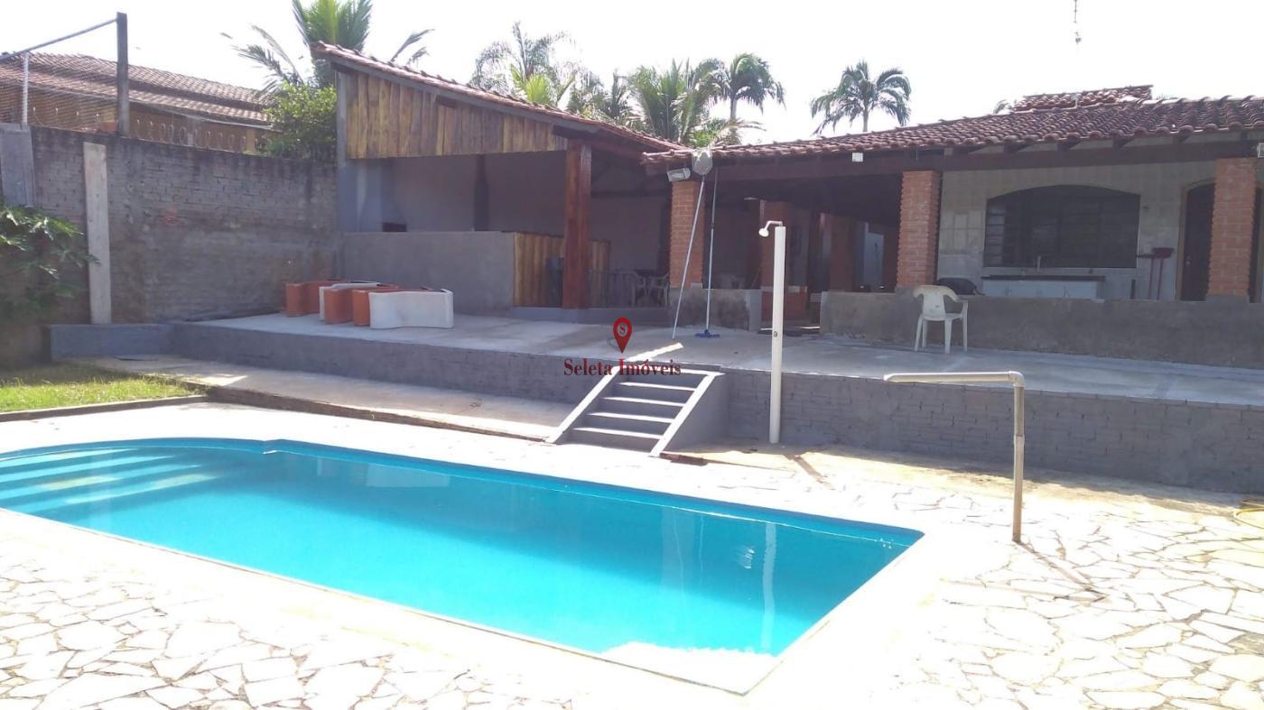 Fazenda à venda com 1 quarto, 150m² - Foto 1