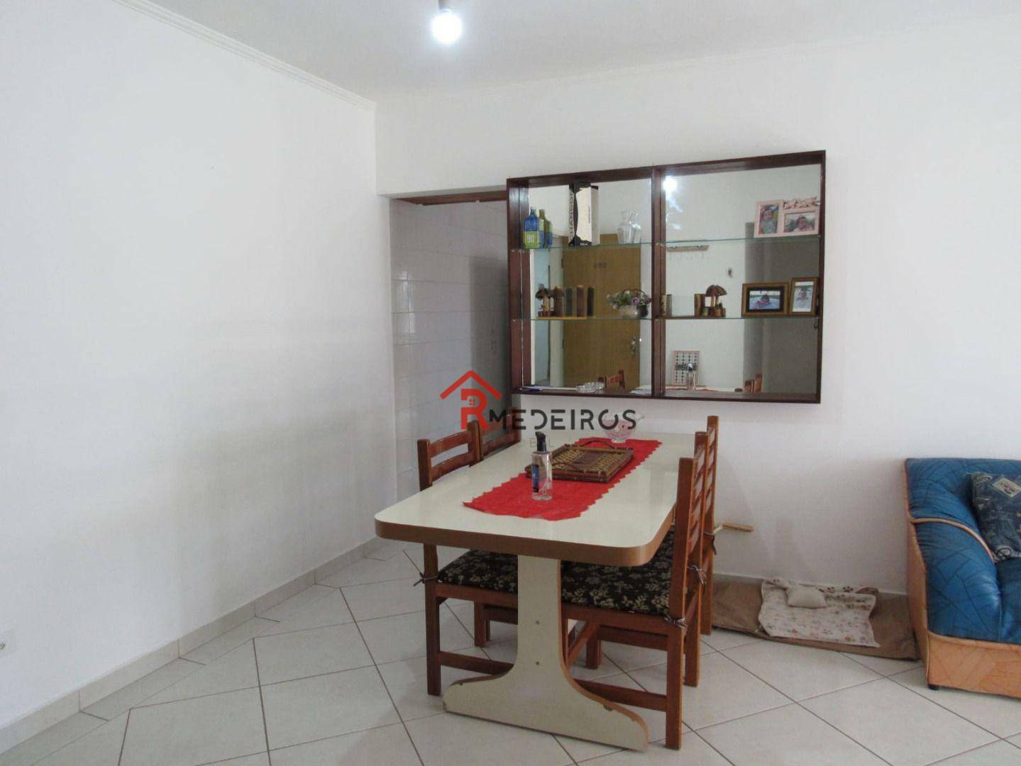 Apartamento à venda com 2 quartos, 82m² - Foto 3