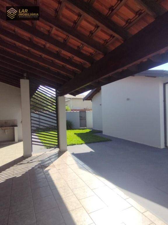 Casa para alugar com 4 quartos, 267m² - Foto 5