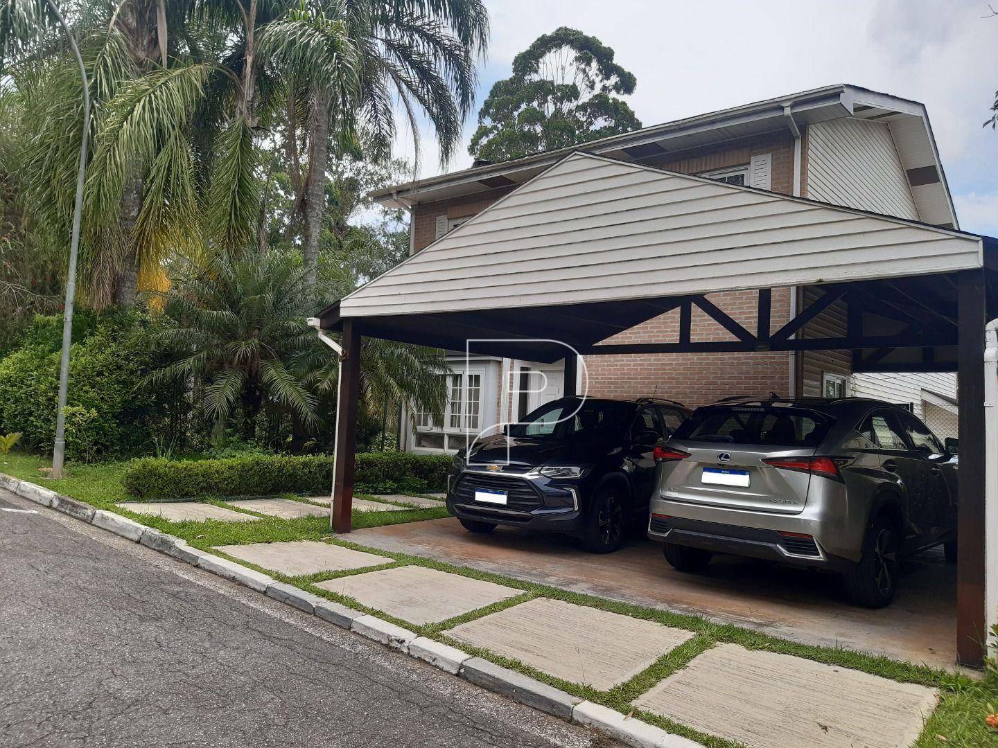 Casa de Condomínio para alugar com 4 quartos, 250m² - Foto 2