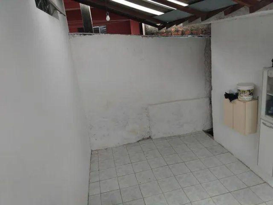 Casa à venda com 2 quartos, 300m² - Foto 9