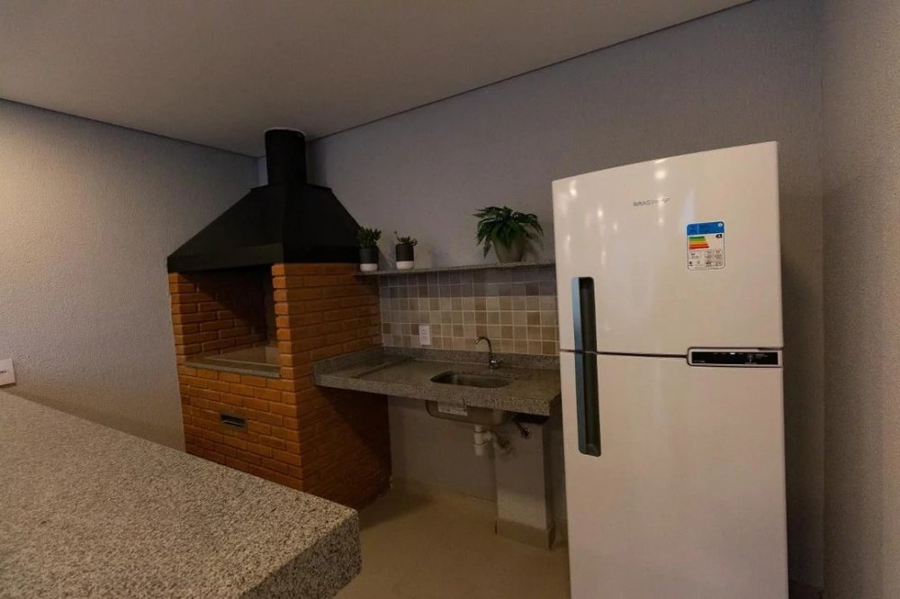 Apartamento à venda com 2 quartos, 42m² - Foto 13