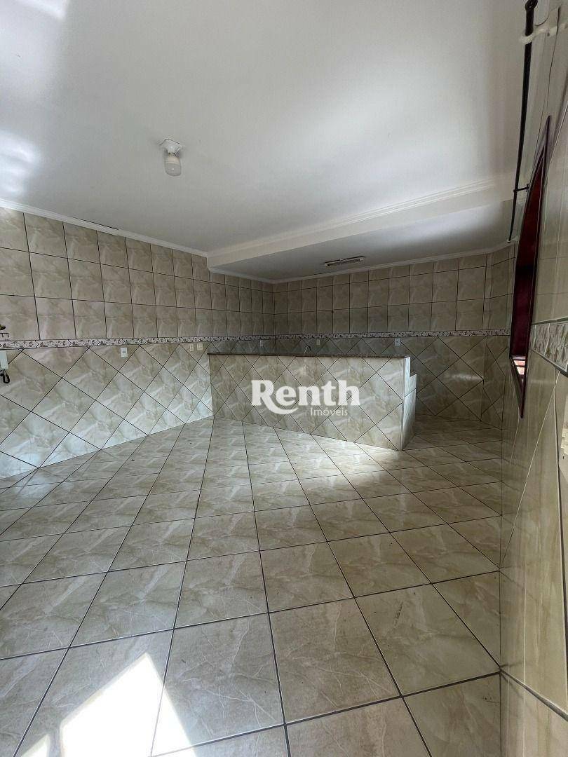 Sobrado à venda com 3 quartos, 244m² - Foto 5