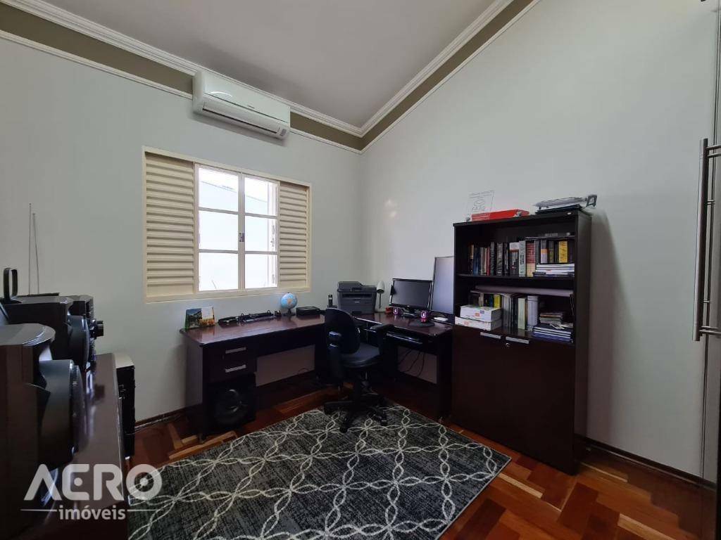 Casa de Condomínio à venda com 4 quartos, 324m² - Foto 16