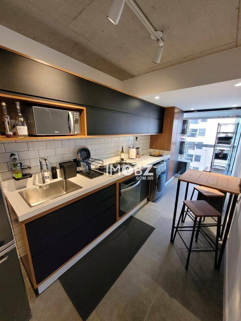 Apartamento à venda com 2 quartos, 70m² - Foto 19