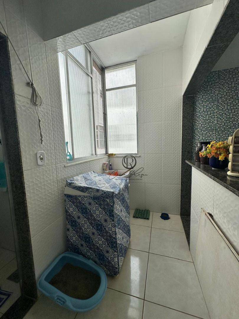 Apartamento à venda com 2 quartos, 85m² - Foto 2
