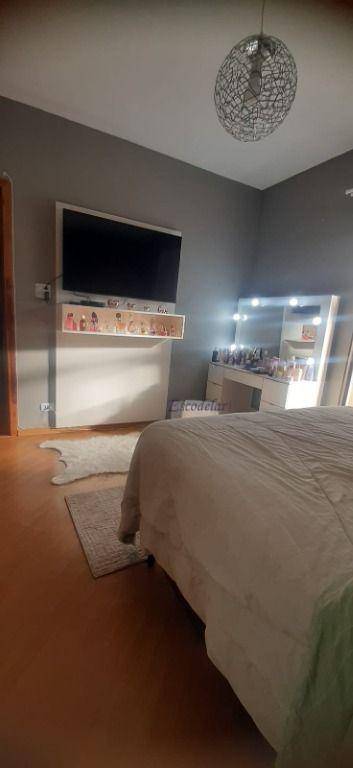 Apartamento à venda com 2 quartos, 72m² - Foto 3