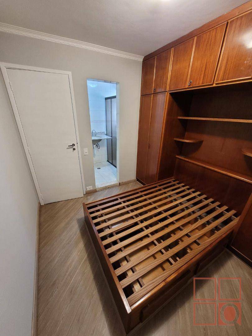 Apartamento à venda com 3 quartos, 87m² - Foto 2