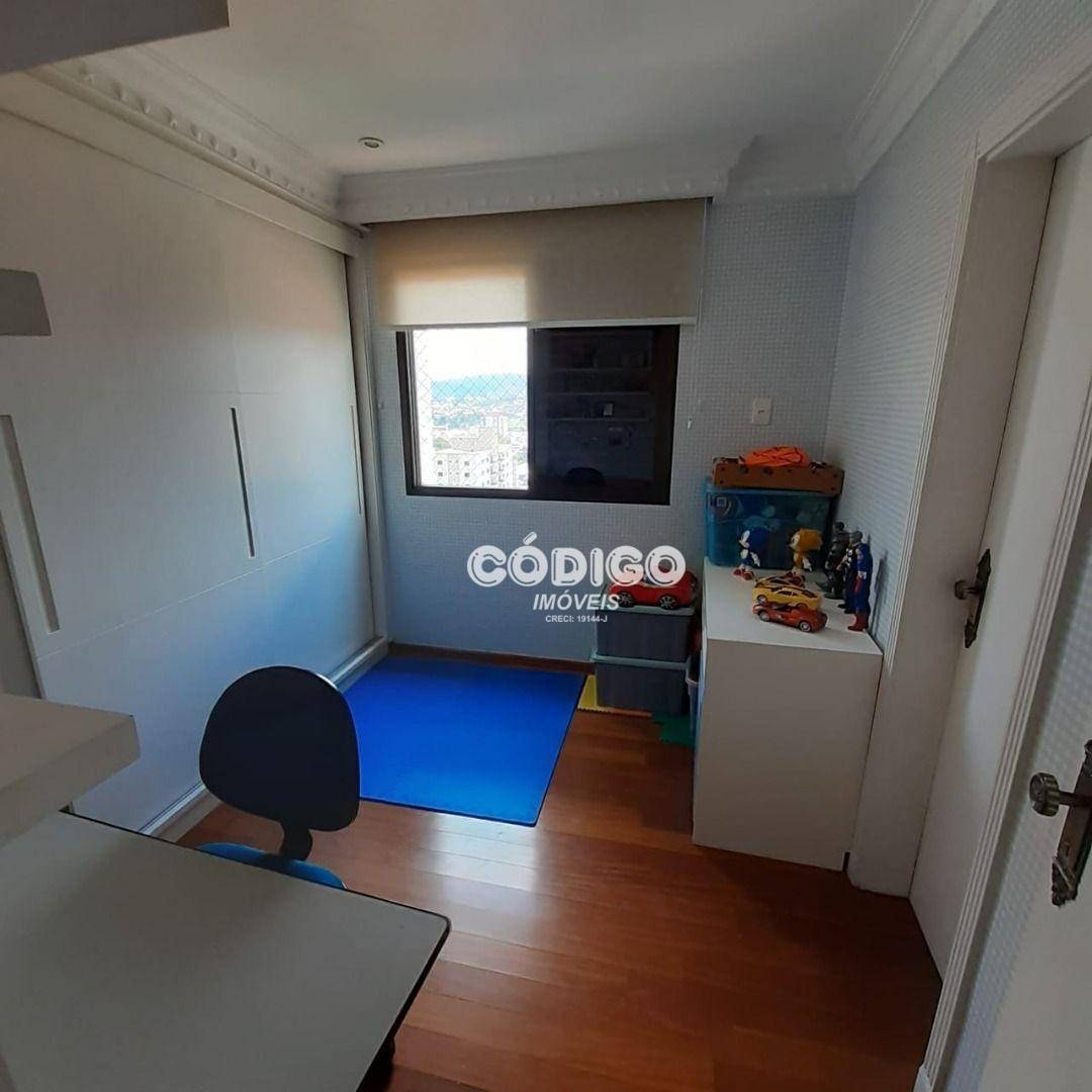 Apartamento à venda com 3 quartos, 115m² - Foto 18