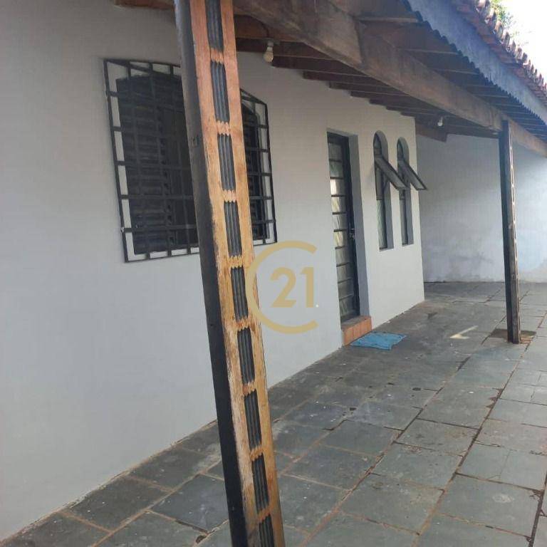 Casa à venda com 2 quartos, 86m² - Foto 10