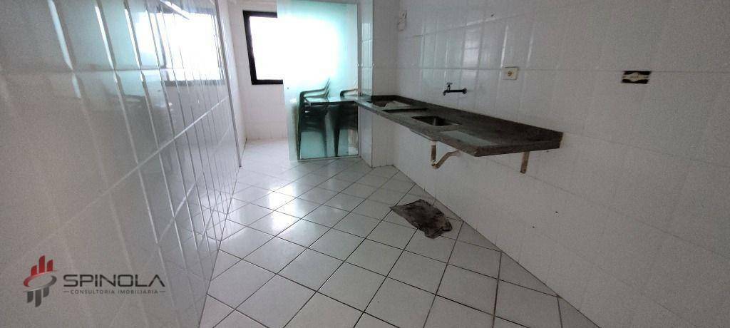 Apartamento à venda com 3 quartos, 135m² - Foto 15