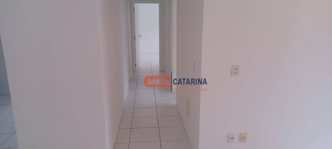 Apartamento à venda com 2 quartos, 87m² - Foto 13