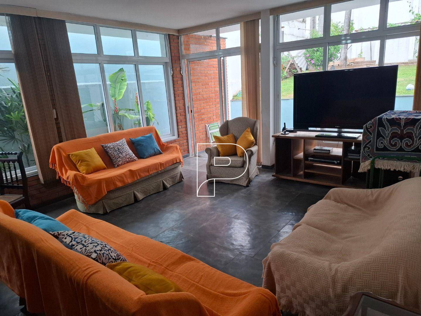 Casa, 3 quartos, 300 m² - Foto 1