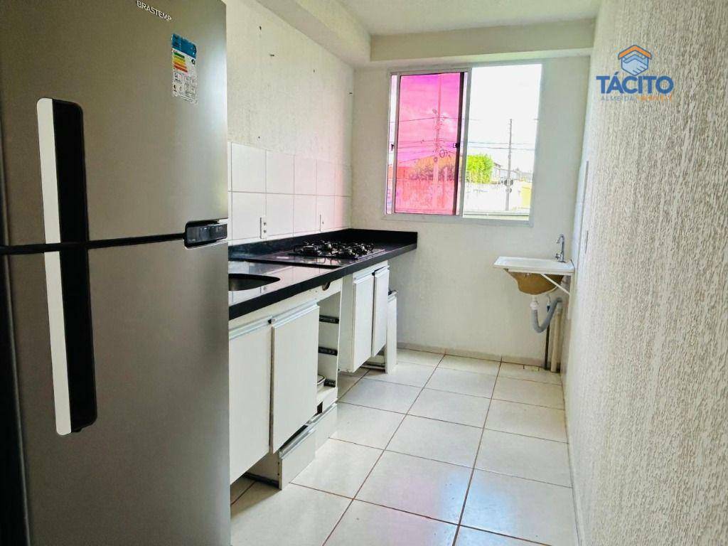 Apartamento à venda com 2 quartos, 43m² - Foto 2
