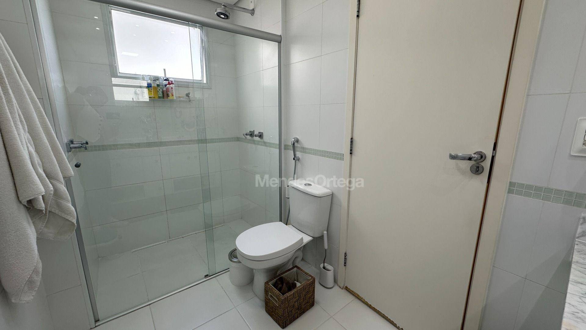 Apartamento à venda com 3 quartos, 125m² - Foto 17