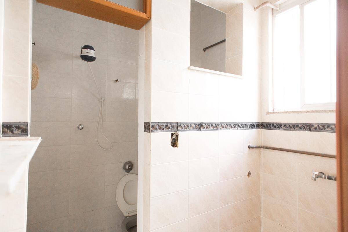 Apartamento à venda com 2 quartos, 75m² - Foto 11