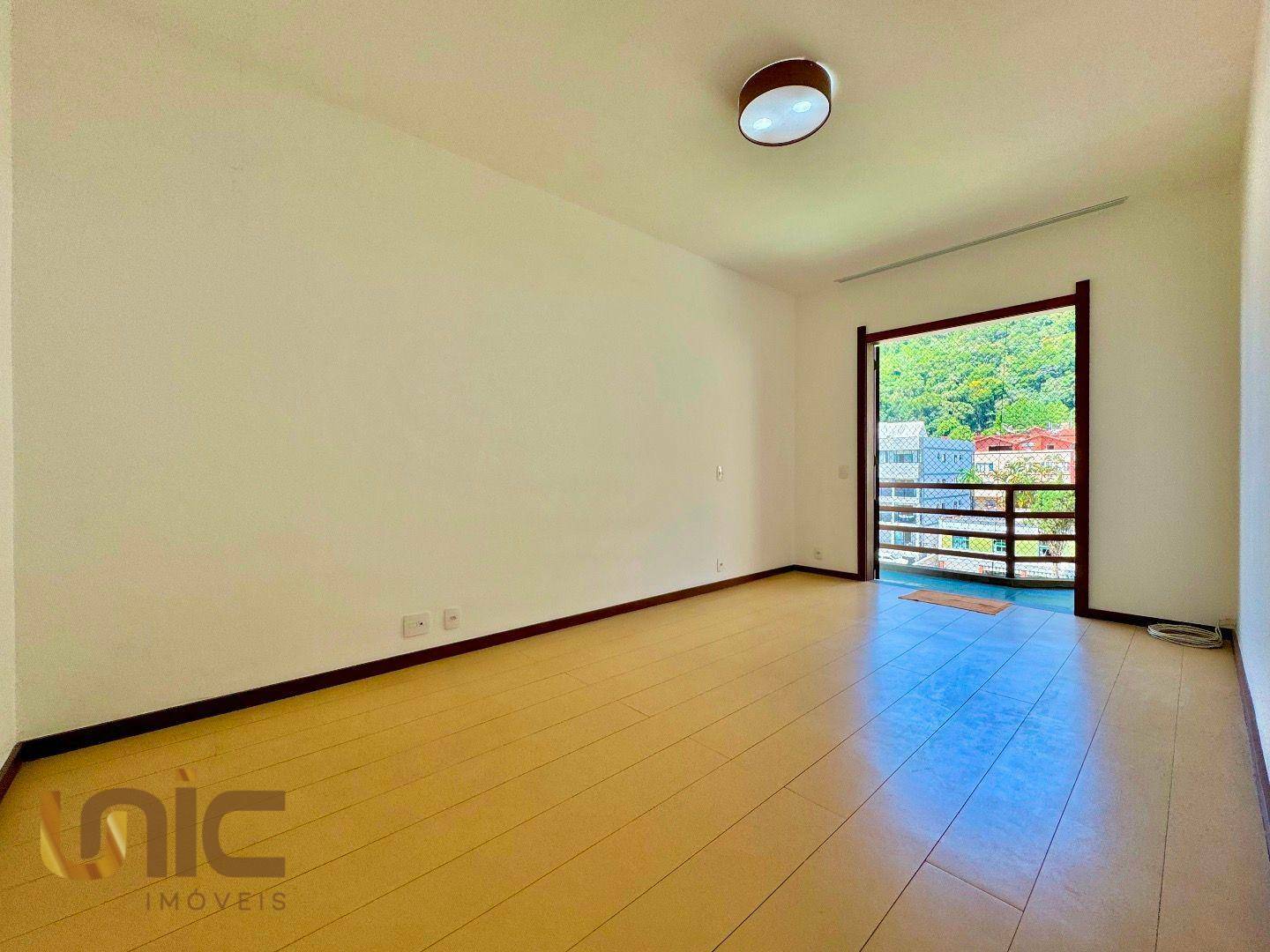 Apartamento à venda com 3 quartos, 140m² - Foto 26