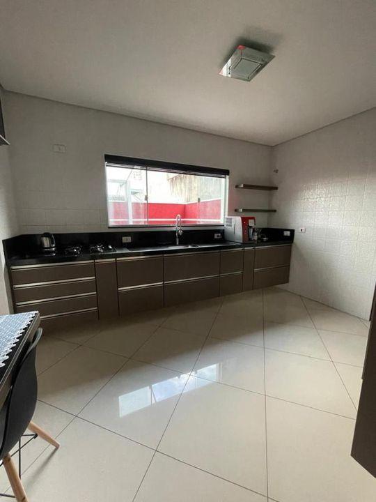 Sobrado à venda com 2 quartos, 190m² - Foto 8