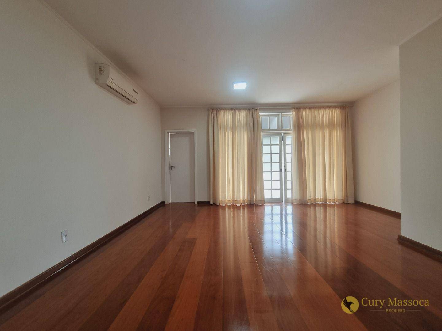 Casa de Condomínio à venda e aluguel com 4 quartos, 310m² - Foto 10
