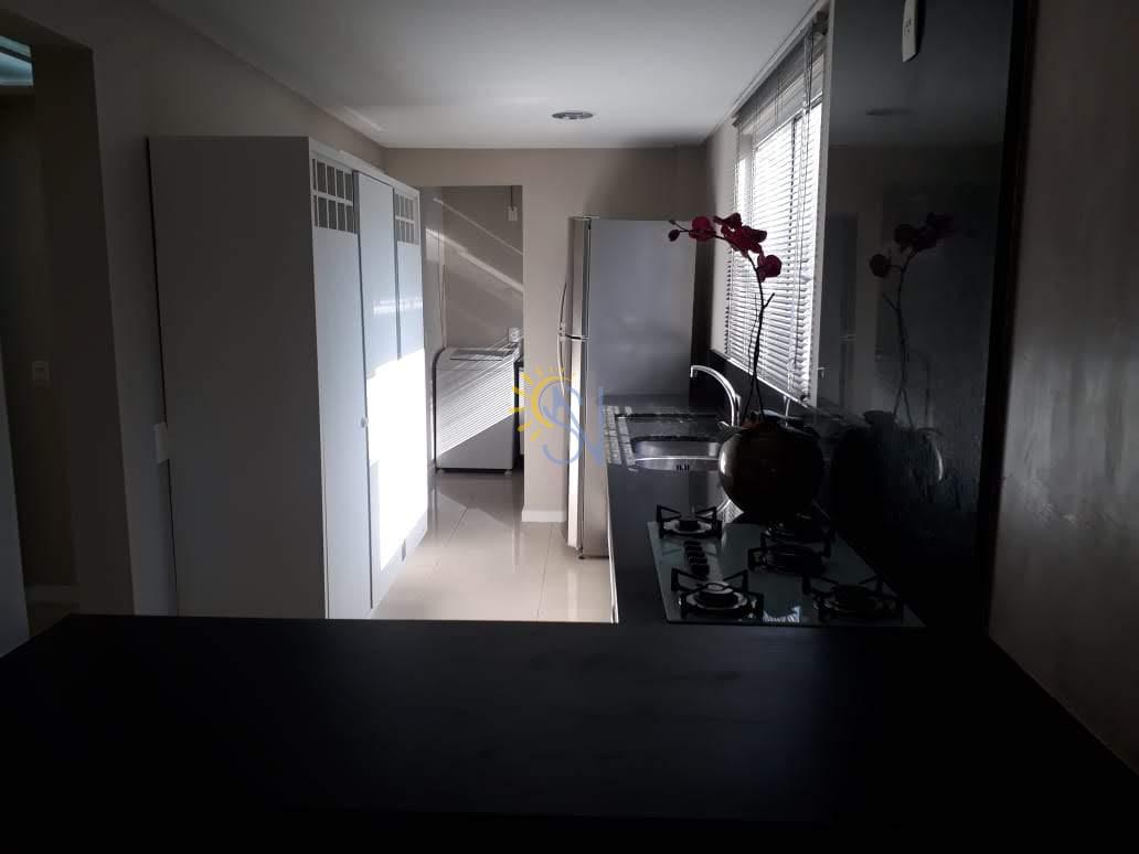 Apartamento para alugar com 3 quartos, 130m² - Foto 7