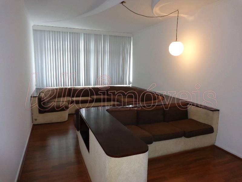 Apartamento para alugar com 3 quartos, 130m² - Foto 1