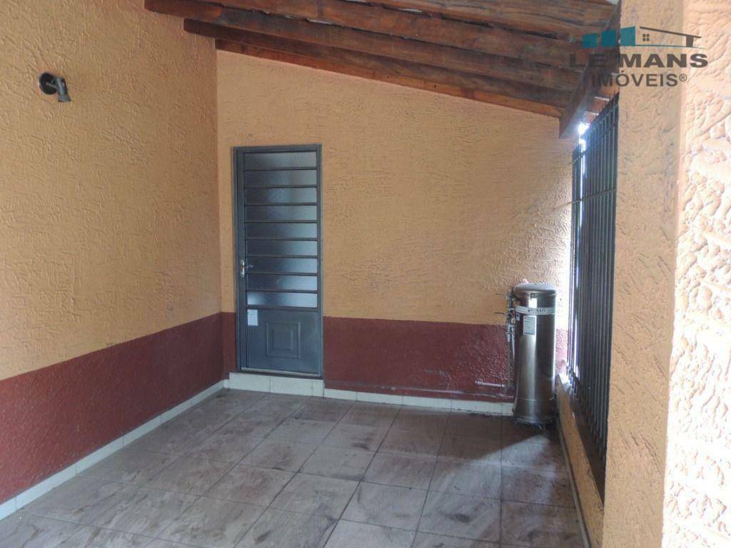 Casa à venda com 3 quartos, 300m² - Foto 20