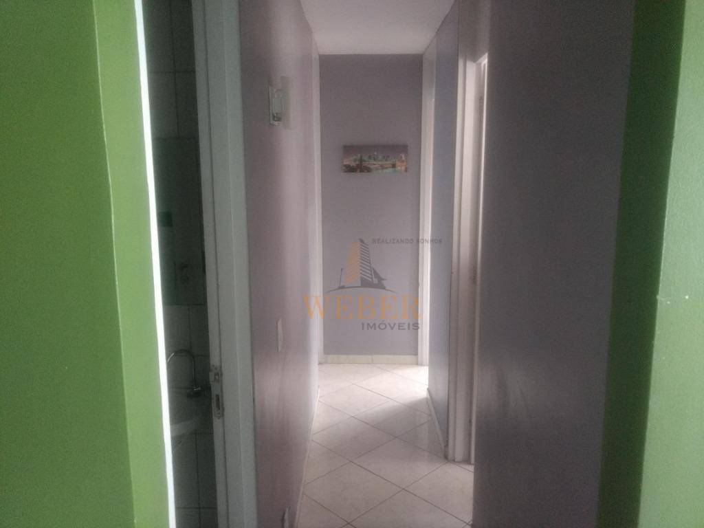 Apartamento à venda com 2 quartos, 62m² - Foto 12