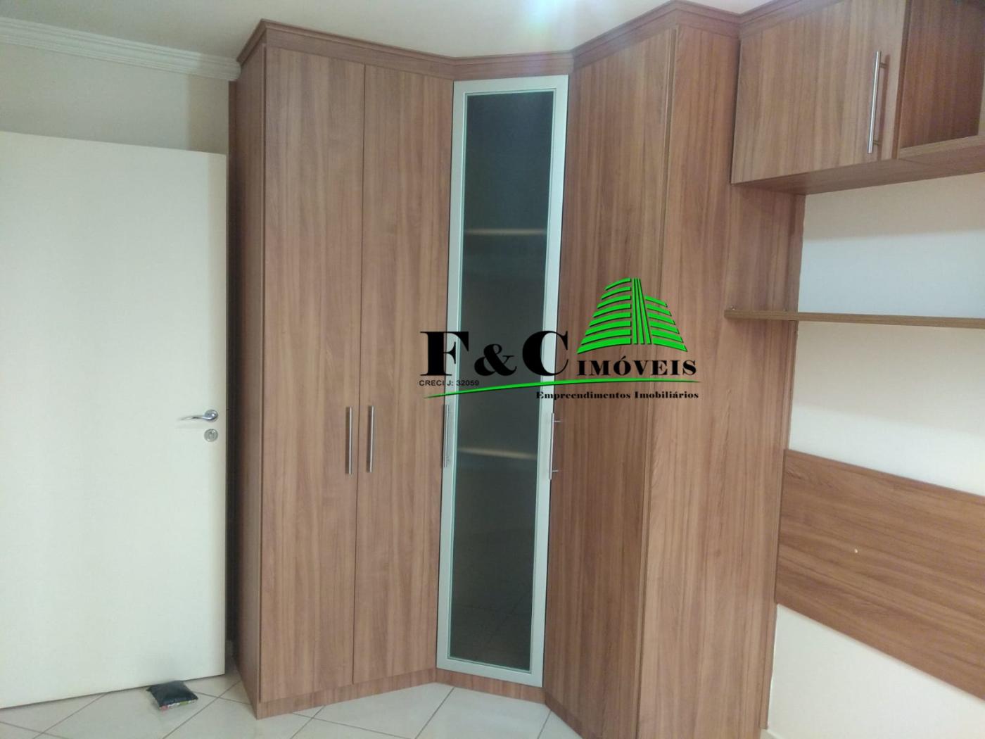 Apartamento à venda com 3 quartos - Foto 5