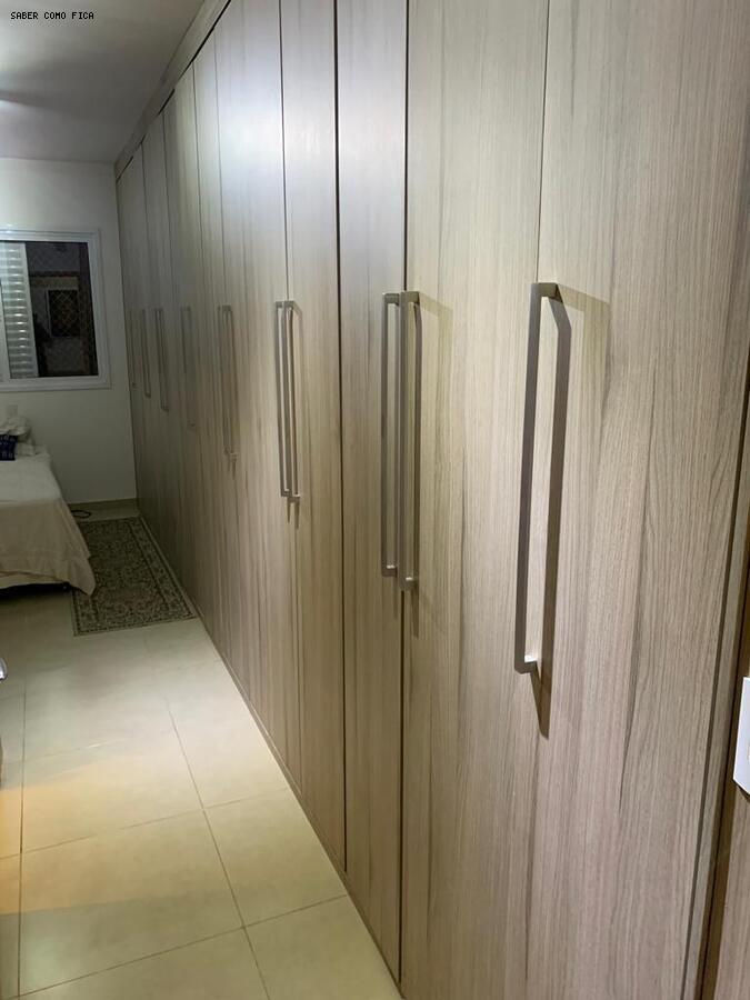 Apartamento à venda com 3 quartos, 112m² - Foto 19