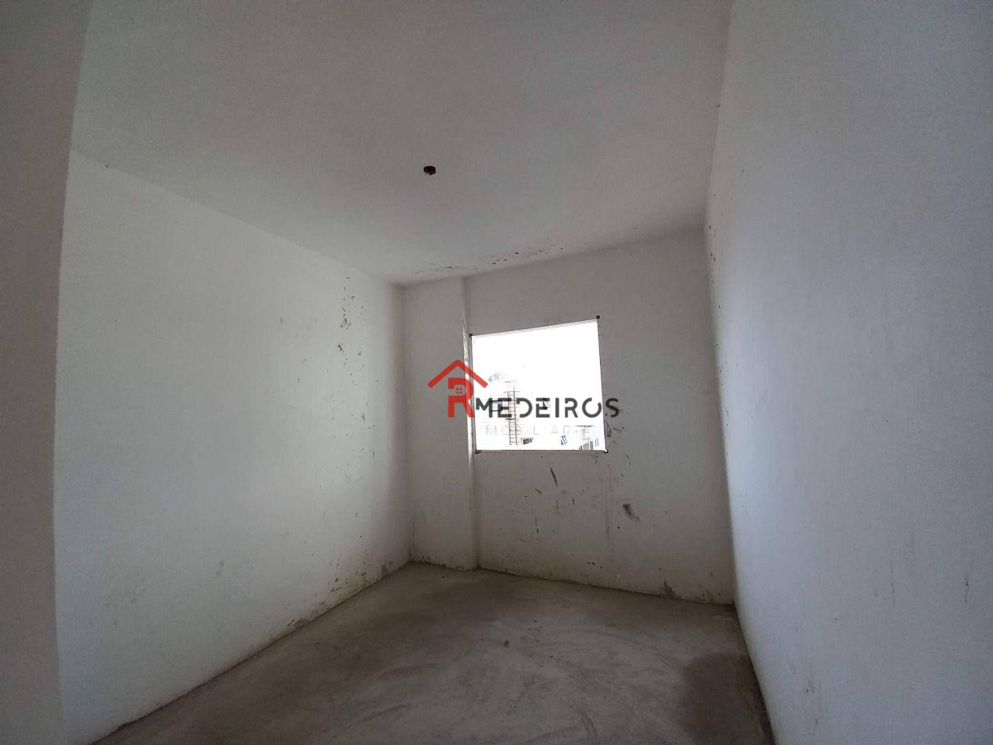 Apartamento à venda com 2 quartos, 65m² - Foto 9