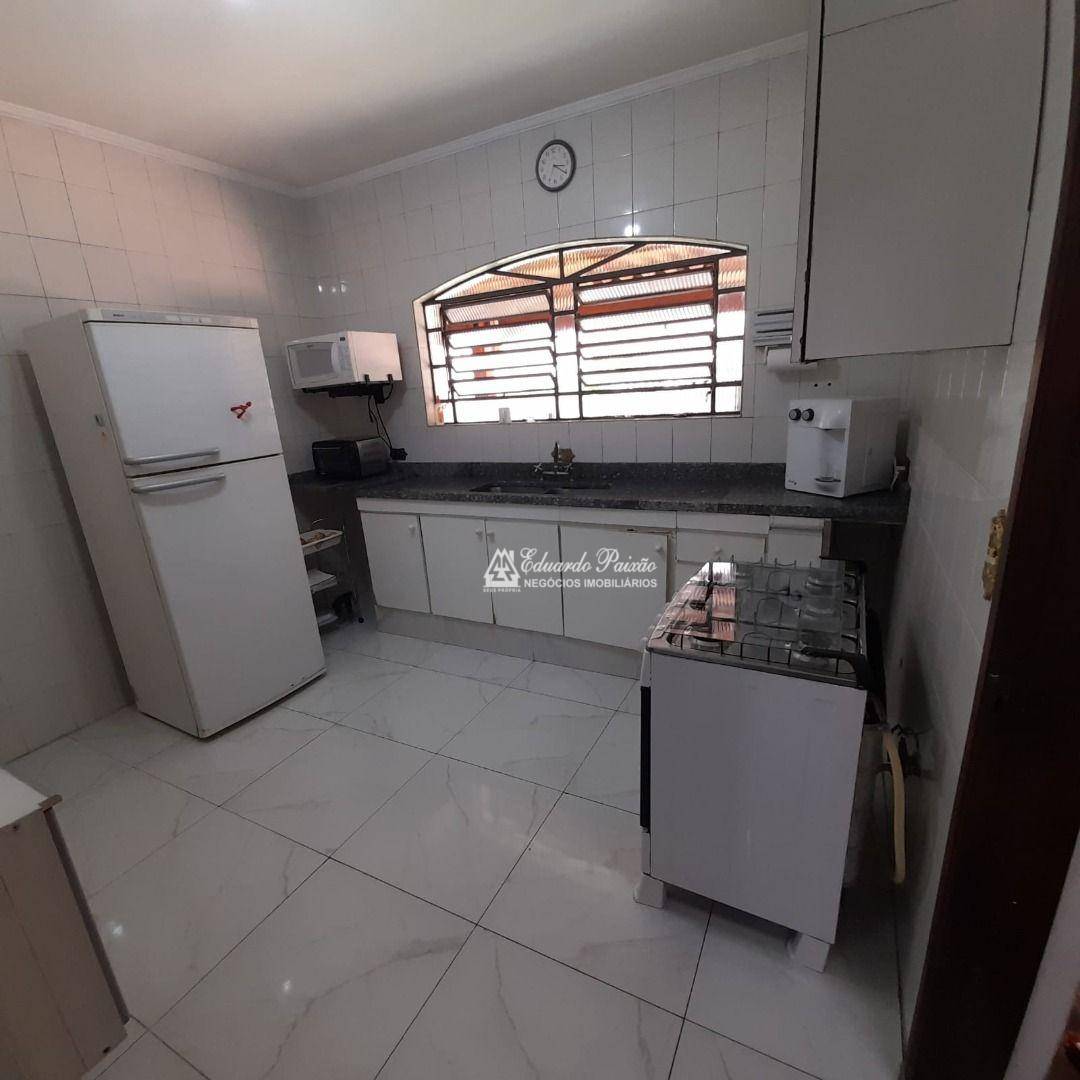 Sobrado à venda com 5 quartos, 290m² - Foto 6