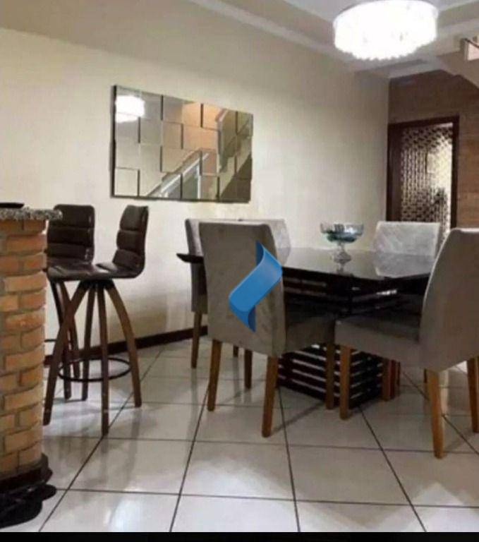 Casa à venda com 3 quartos, 175m² - Foto 4