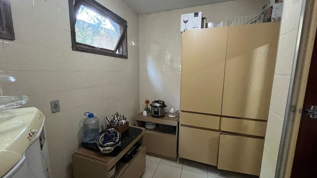 Casa de Condomínio à venda com 4 quartos, 400m² - Foto 34