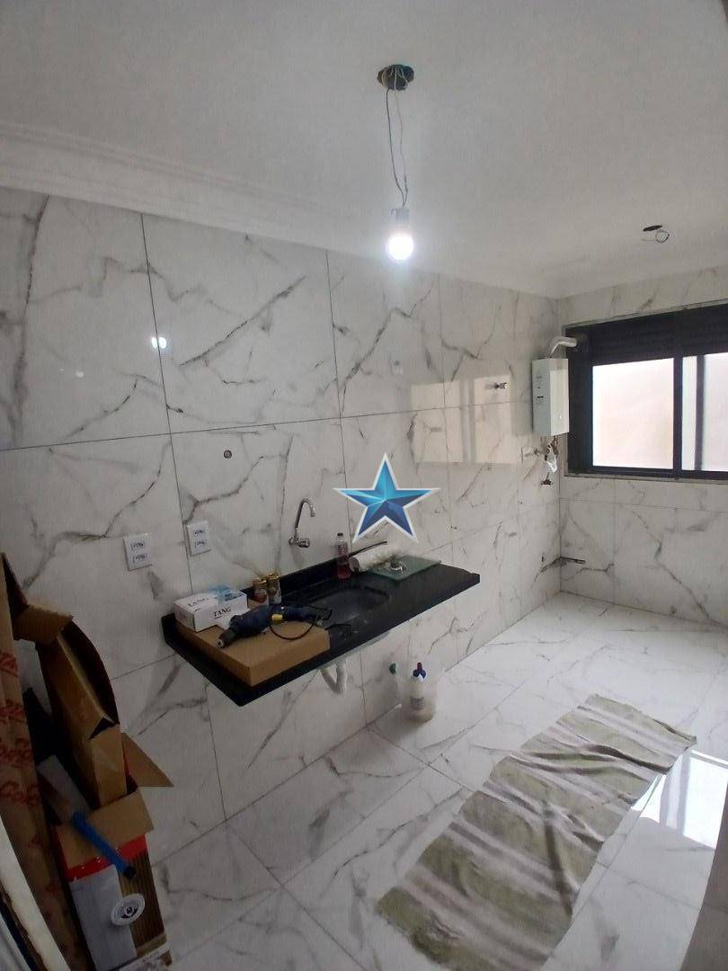 Apartamento à venda com 3 quartos, 65m² - Foto 2