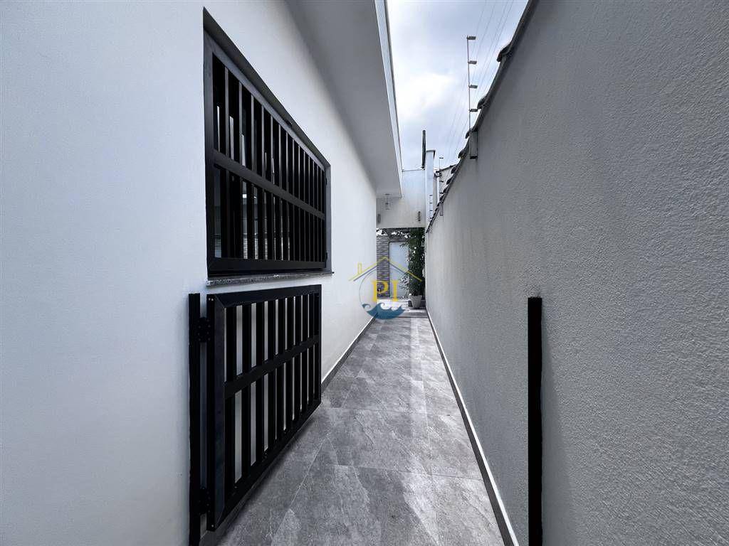 Casa à venda com 3 quartos, 200m² - Foto 18