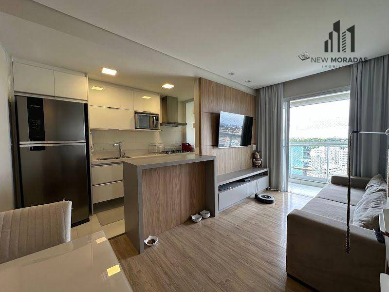 Apartamento à venda com 3 quartos, 77m² - Foto 3