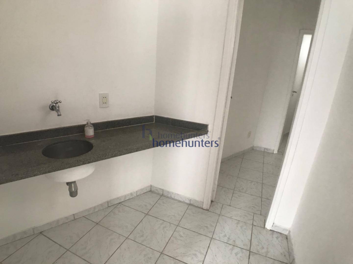 Casa à venda e aluguel com 6 quartos, 150m² - Foto 10