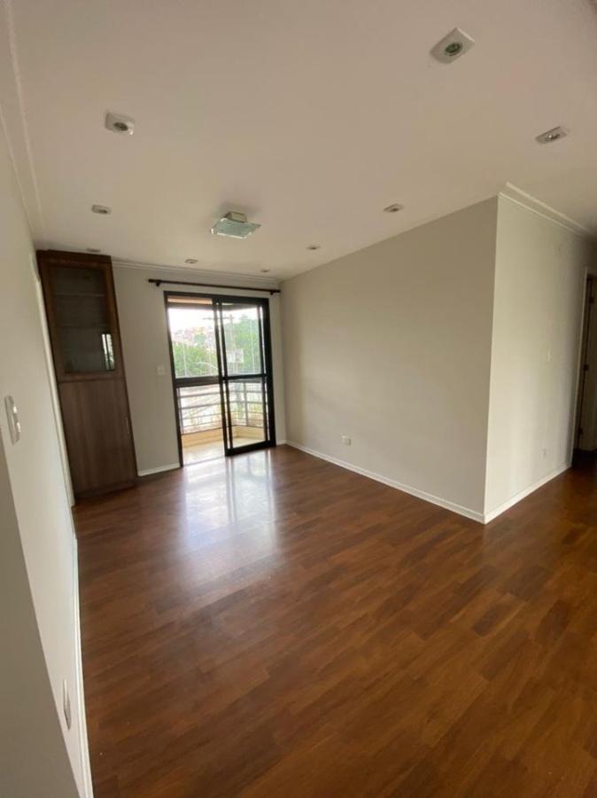 Apartamento à venda com 3 quartos, 111m² - Foto 4