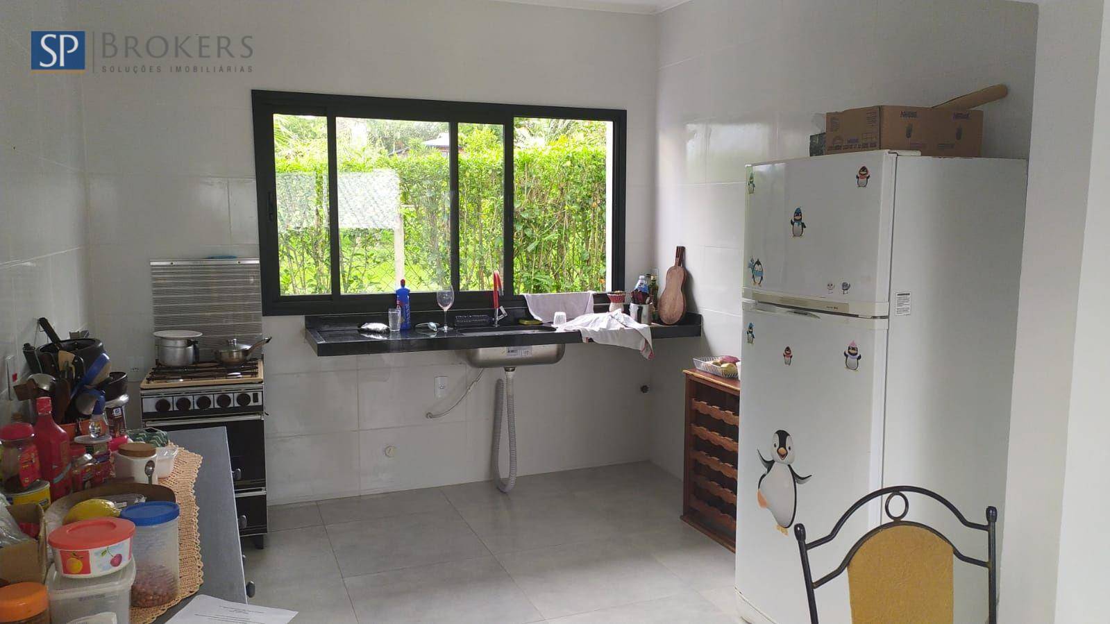 Casa à venda com 3 quartos, 173m² - Foto 4