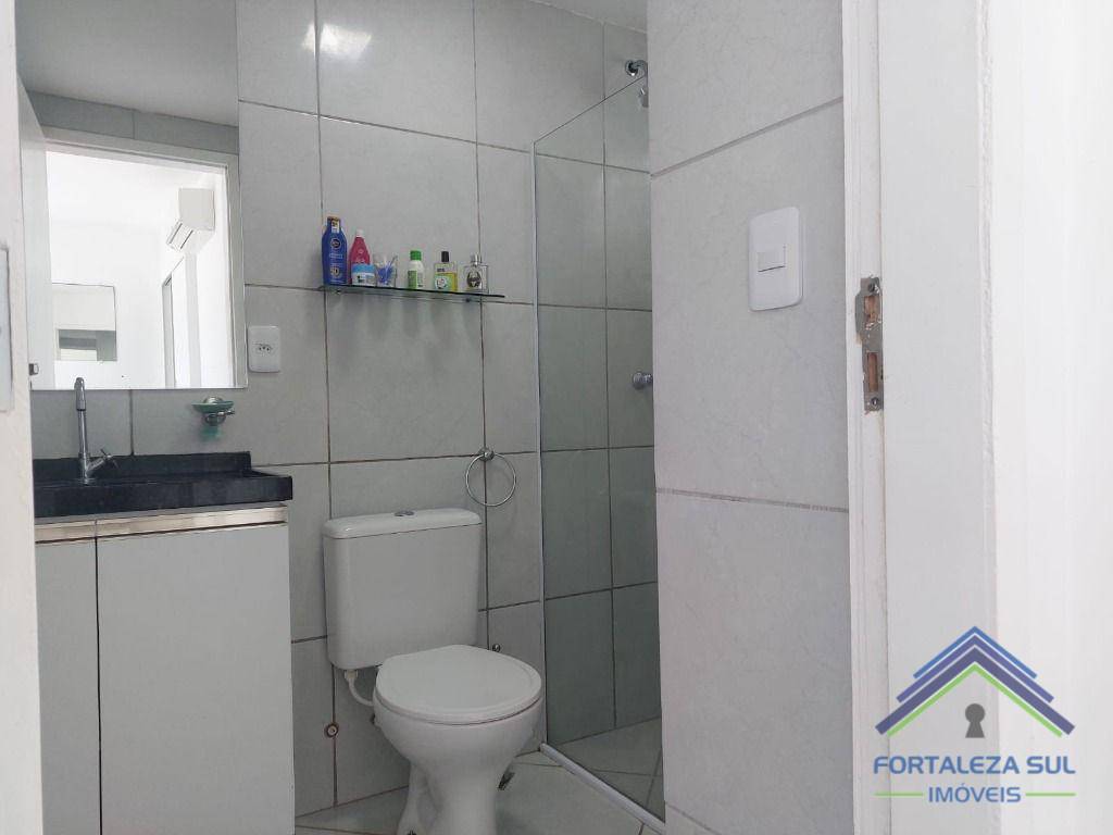 Apartamento à venda com 2 quartos, 69m² - Foto 11