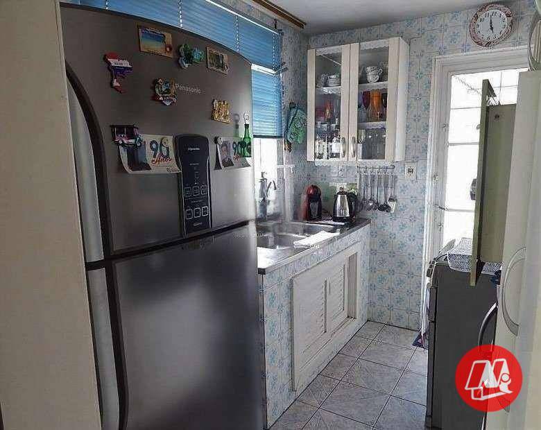 Sobrado à venda com 3 quartos, 200m² - Foto 11